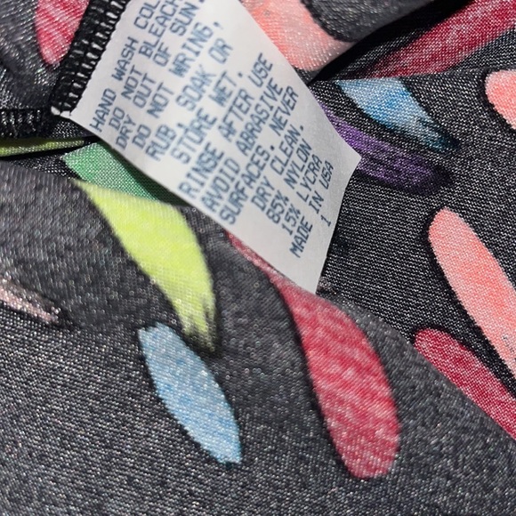 π‘π΅β’β€οΈ Dive Goddess x Retro Neon Vibes β€οΈβ’π‘π΅ - Picture 6 of 15